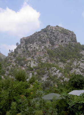 Burg �ber dem Alara