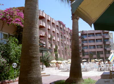 Sahara Beach Hotel (Konakli)
